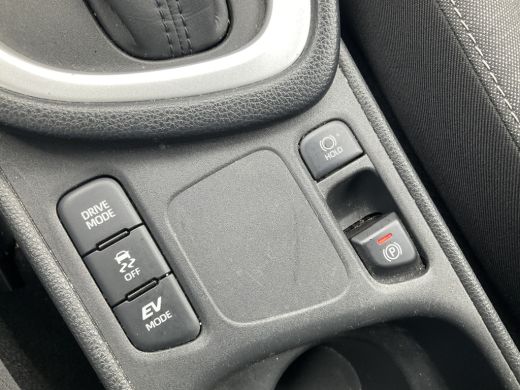 Toyota Yaris 1.5 Hybrid Dynamic Caplay DAB Camera Uitstraling! ActivLease financial lease