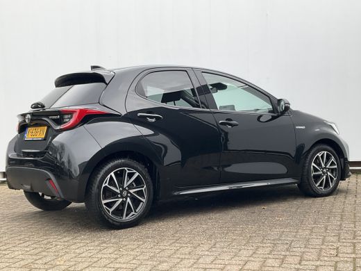 Toyota Yaris 1.5 Hybrid Dynamic Caplay DAB Camera Uitstraling! ActivLease financial lease