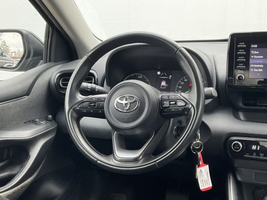 Toyota Yaris 1.5 Hybrid Dynamic Caplay DAB Camera Uitstraling! ActivLease financial lease