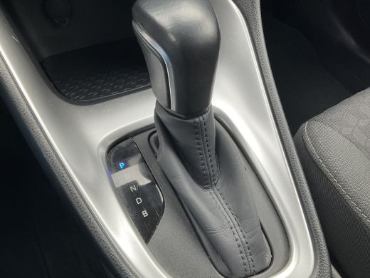 Toyota Yaris 1.5 Hybrid Dynamic Caplay DAB Camera Uitstraling! ActivLease financial lease