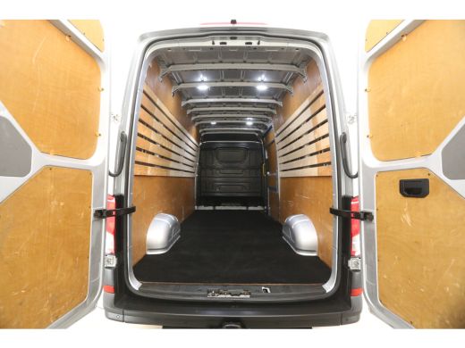 Volkswagen Crafter 35 2.0 TDI Highline 140PK L4H3 | 3000KG Trekgew. | Trekh. | Euro6 | Airco | Cruise | Carplay | Ca... ActivLease financial lease