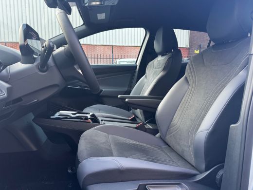 Volkswagen ID.4 77kWh 286pk Pro Limited Edition | Navigatie | ArtVelours bekleding | Adaptive cruise control ActivLease financial lease