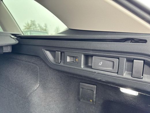 Volkswagen Passat Variant 1.5 eHybrid Business | PHEV | Trekhaak | Lane Assist | Front Assist | Adapt. Cruise | SOH... ActivLease financial lease