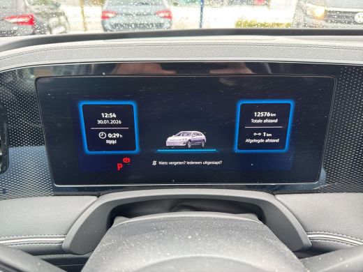 Volkswagen Passat Variant 1.5 eHybrid Business | PHEV | Trekhaak | Lane Assist | Front Assist | Adapt. Cruise | SOH... ActivLease financial lease