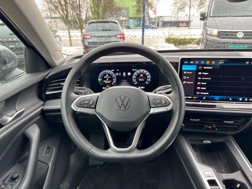 Volkswagen Passat Variant 1.5 eHybrid Business | PHEV | Trekhaak | Lane Assist | Front Assist | Adapt. Cruise | SOH... ActivLease financial lease