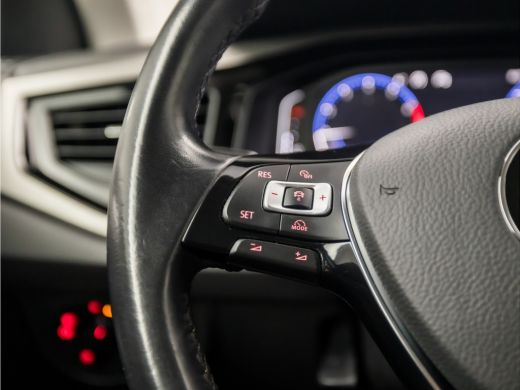 Volkswagen Polo 1.0 TSI Sportline (VIRTUAL COCKPIT, APPLE CARPLAY, GROOT NAVI, ADAPTIVE CRUISE, SPORTSTOELEN, ARM... ActivLease financial lease