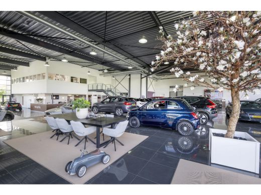 Volkswagen T-Roc 1.5 TSI Sport | Trekhaak | Camera | Carplay | Full LED | Adaptive cruise | Virtual Cockpit | Clim... ActivLease financial lease