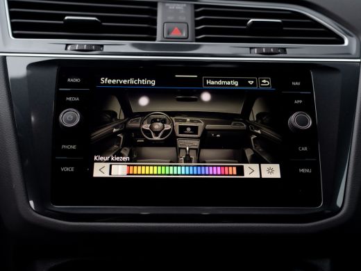 Volkswagen Tiguan 1.4 TSI eHybrid R-Line Business+ | Black Style | Keyless | Camera | IQ Light | Elk. A-klep | Prij... ActivLease financial lease