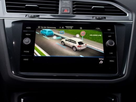 Volkswagen Tiguan 1.4 TSI eHybrid R-Line Business+ | Black Style | Keyless | Camera | IQ Light | Elk. A-klep | Prij... ActivLease financial lease