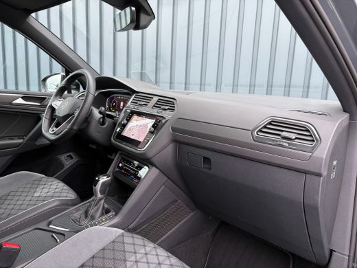 Volkswagen Tiguan 1.4 TSI eHybrid R-Line Business+ | Head Up | Trekhaak wegkl. | 20'' | IQ Light | Side Assist | Ca... ActivLease financial lease