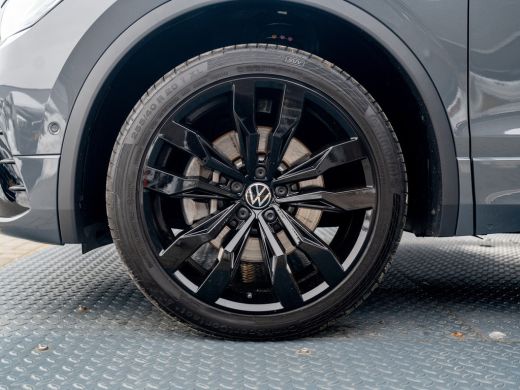 Volkswagen Tiguan 1.4 TSI eHybrid R-Line Business+ | Head Up | Trekhaak wegkl. | 20'' | IQ Light | Side Assist | Ca... ActivLease financial lease