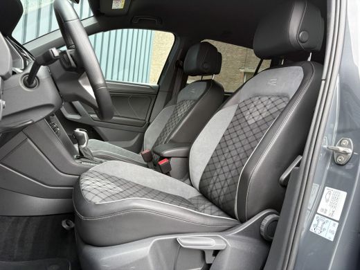 Volkswagen Tiguan 1.4 TSI eHybrid R-Line Business+ | Head Up | Trekhaak wegkl. | 20'' | IQ Light | Side Assist | Ca... ActivLease financial lease