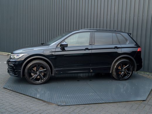 Volkswagen Tiguan 1.4 TSI eHybrid R-Line Business+ | Stoelgeheugen | Head Up | Trekhaak wegkl. | IQ Light | Camera ... ActivLease financial lease