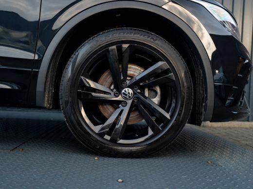 Volkswagen Tiguan 1.4 TSI eHybrid R-Line Business+ | Stoelgeheugen | Head Up | Trekhaak wegkl. | IQ Light | Camera ... ActivLease financial lease