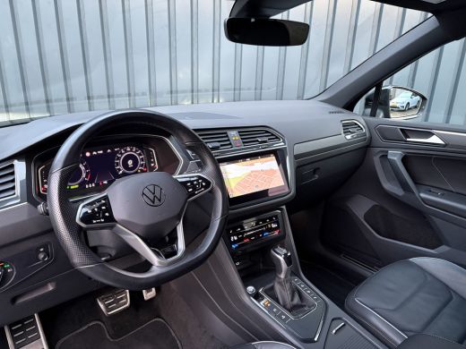 Volkswagen Tiguan 1.4 TSI eHybrid R-Line Business+ | Stoelgeheugen | Head Up | Trekhaak wegkl. | IQ Light | Camera ... ActivLease financial lease