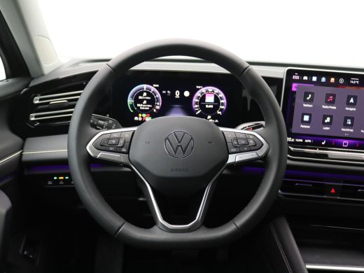 Volkswagen Tiguan 1.5 eHybrid Elegance 204PK DSG Ergo Active Best. Stoel, Keyless, Navi via Apple Carplay/Android A... ActivLease financial lease