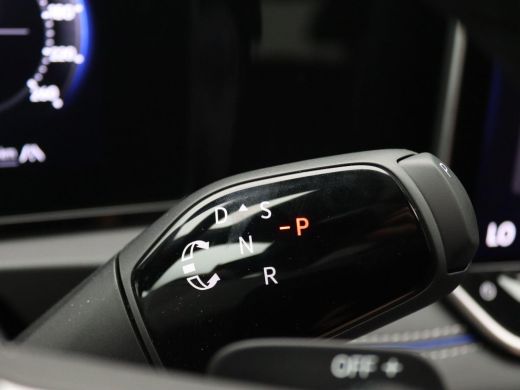 Volkswagen Tiguan 1.5 eHybrid R-Line Edition 204PK DSG Pano-Schuifdak, Black Style, Trekhaak, 20" LM Velgen, Keyles... ActivLease financial lease