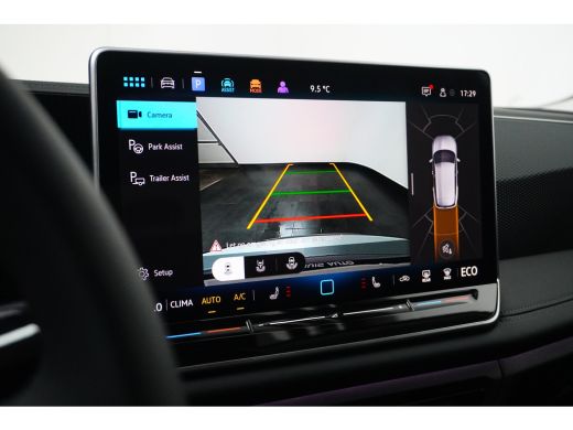 Volkswagen Tiguan 1.5 TSI eHybrid 204 pk Life | Achteruitrijcamera | Assistance package including Adaptive Cruise C... ActivLease financial lease