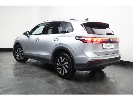 Volkswagen Tiguan 1.5 TSI eHybrid 204 pk Life | Achteruitrijcamera | Assistance package including Adaptive Cruise C... ActivLease financial lease