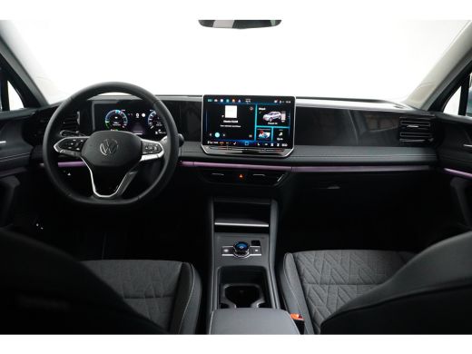 Volkswagen Tiguan 1.5 TSI eHybrid 204 pk Life | Achteruitrijcamera | Assistance package including Adaptive Cruise C... ActivLease financial lease