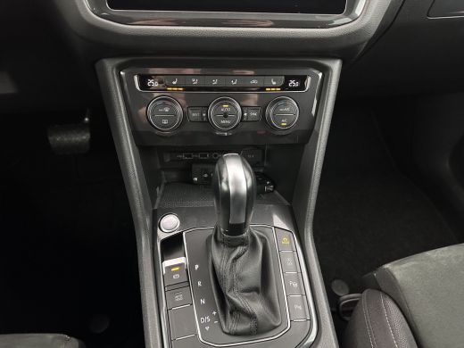 Volkswagen Tiguan Allspace 1.5 TSI R-Line Highline Business [ 7-Pers. ] Aut. *PANO | ARTVELOURS | FULL-LED | DIGI-COCKPIT | ... ActivLease financial lease