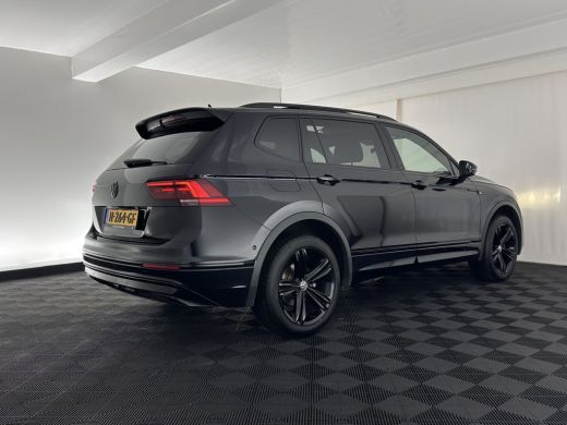Volkswagen Tiguan Allspace 1.5 TSI R-Line Highline Business [ 7-Pers. ] Aut. *PANO | ARTVELOURS | FULL-LED | DIGI-COCKPIT | ... ActivLease financial lease