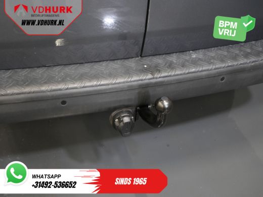 Volkswagen Transporter 2.0 TDI L2 NL Auto/ Carplay/ Airco/ Cruise/ 16"LMV/ PDC/ Trekhaak ActivLease financial lease