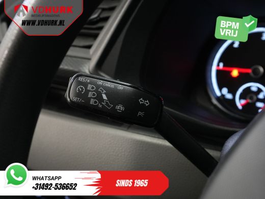 Volkswagen Transporter 2.0 TDI L2 NL Auto/ Carplay/ Airco/ Cruise/ 16"LMV/ PDC/ Trekhaak ActivLease financial lease