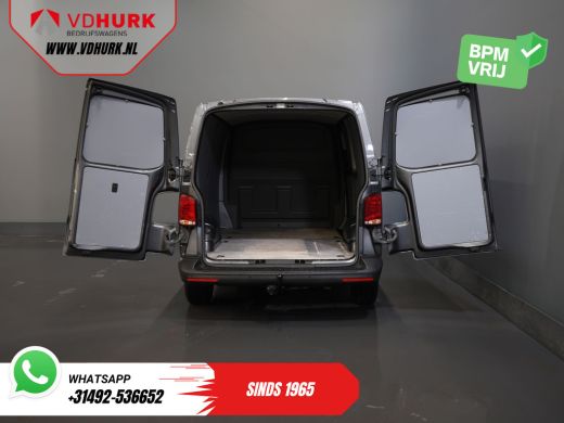 Volkswagen Transporter 2.0 TDI L2 NL Auto/ Carplay/ Airco/ Cruise/ 16"LMV/ PDC/ Trekhaak ActivLease financial lease