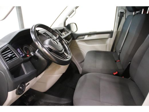 Volkswagen Transporter 2.0 TDI L2H1 DSG AUTOMAAT TREKHAAK ActivLease financial lease