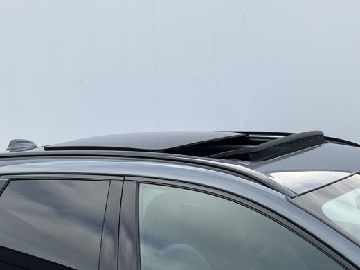 Volvo  XC60 2.0 T8 Plug-in hybrid AWD Plus Dark 1Eig BLIS Memory Stoel/stuur Verw Pano Carplay ActivLease financial lease