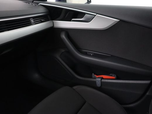 Audi A5 35 TFSI Business Edition | Matrix LED | Elektrische stoelen | Trekhaak | Park Assist | Virtual Co... ActivLease financial lease