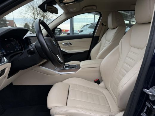 BMW 3 Serie Touring 330e Aut. eDrive Executive Edition | Trekhaak | Harman Kardon | Stoel Verwarming | ActivLease financial lease