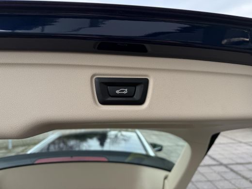 BMW 3 Serie Touring 330e Aut. eDrive Executive Edition | Trekhaak | Harman Kardon | Stoel Verwarming | ActivLease financial lease