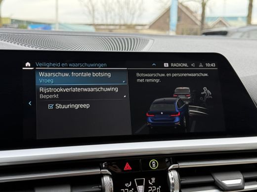 BMW 3 Serie Touring 330e Aut. eDrive Executive Edition | Trekhaak | Harman Kardon | Stoel Verwarming | ActivLease financial lease