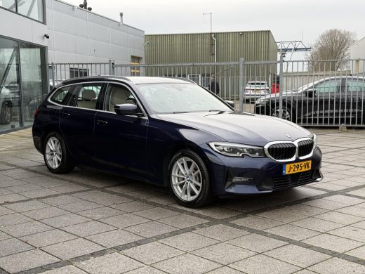 BMW 3 Serie Touring 330e Aut. eDrive Executive Edition | Trekhaak | Harman Kardon | Stoel Verwarming | ActivLease financial lease