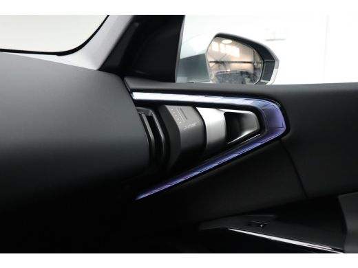 BMW X3 30e xDrive Automaat / Panoramadak / Trekhaak / Sportstoelen / Stuurverwarming / Comfort Access / ... ActivLease financial lease