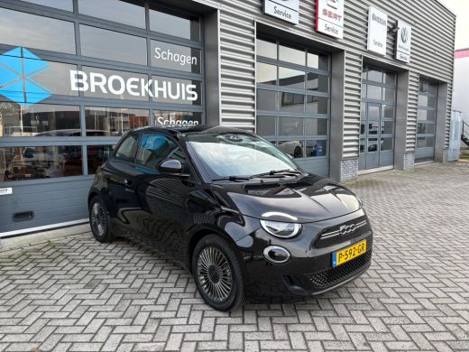 Fiat 500 Icon 42 KWH 92,5% SoH 120 pk | Navigatie | Parkeersensoor achter | Cruise control | ActivLease financial lease