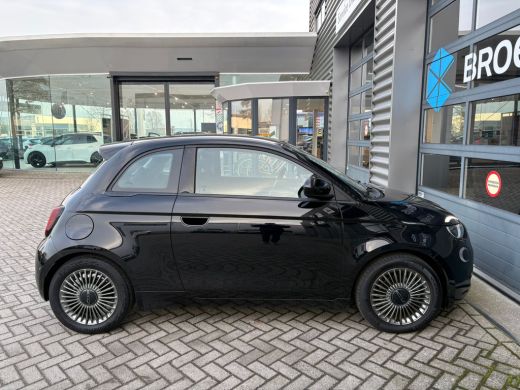 Fiat 500 Icon 42 KWH 92,5% SoH 120 pk | Navigatie | Parkeersensoor achter | Cruise control | ActivLease financial lease