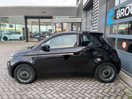Fiat 500 Icon 42 KWH 92,5% SoH 120 pk | Navigatie | Parkeersensoor achter | Cruise control | ActivLease financial lease