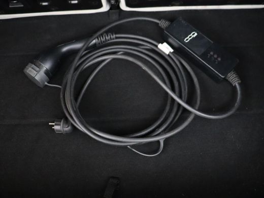 Fiat 500 La Prima 42 kWh | Panoramadak | Adaptive cruise | Leder | Camera | Keyless | Carplay | Parkeerhul... ActivLease financial lease