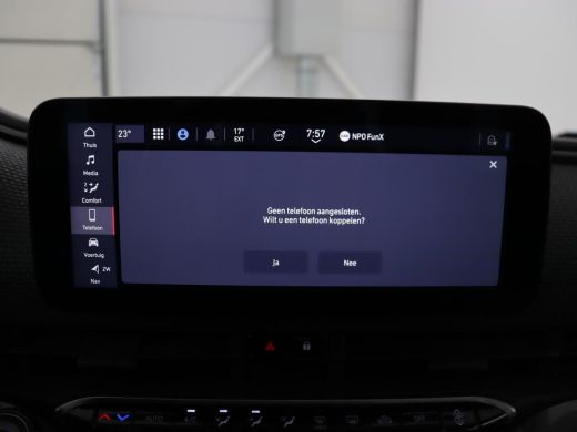 Fiat 500 La Prima 42 kWh | Panoramadak | Adaptive cruise | Leder | Camera | Keyless | Carplay | Parkeerhul... ActivLease financial lease