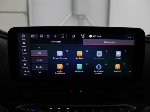 Fiat 500 La Prima 42 kWh | Panoramadak | Adaptive cruise | Leder | Camera | Keyless | Carplay | Parkeerhul... ActivLease financial lease