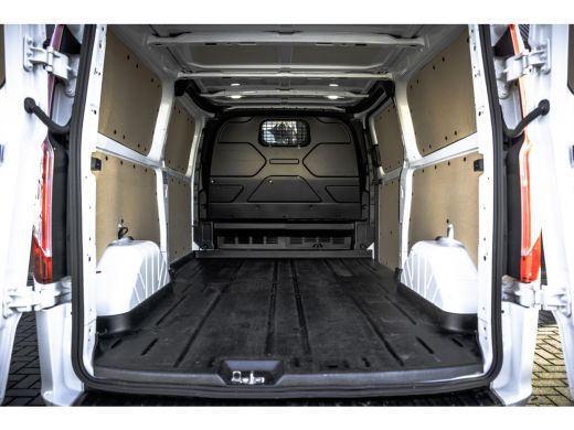 Ford Transit Custom 2.0 TDCI L2H1 Trend | 130 PK | Automaat | Carplay | Camera | Cruise | Airco | 3-Zits ActivLease financial lease