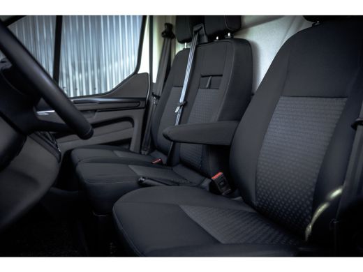 Ford Transit Custom 2.0 TDCI L2H1 Trend | 130 PK | Automaat | Carplay | Camera | Cruise | Airco | 3-Zits ActivLease financial lease