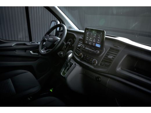 Ford Transit Custom 2.0 TDCI L2H1 Trend | 130 PK | Automaat | Carplay | Camera | Cruise | Airco | 3-Zits ActivLease financial lease