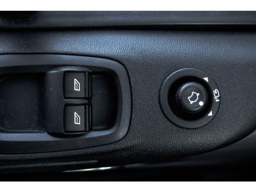 Ford Transit Custom 2.0 TDCI L2H1 Trend | 130 PK | Automaat | Carplay | Camera | Cruise | Airco | 3-Zits ActivLease financial lease