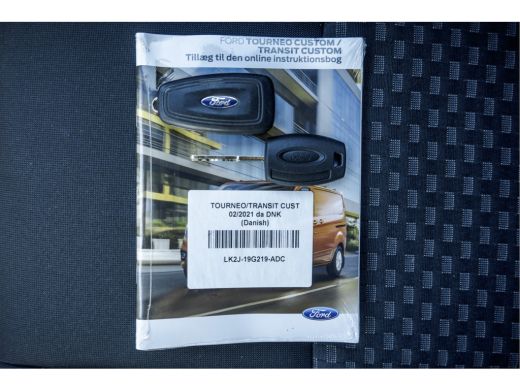 Ford Transit Custom 2.0 TDCI L2H1 Trend | 130 PK | Automaat | Carplay | Camera | Cruise | Airco | 3-Zits ActivLease financial lease