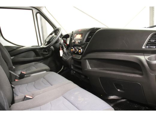 Iveco Daily 35S14V 2.3 L2H2 AIRCO CRUISE CONTROL EURO 6 ActivLease financial lease