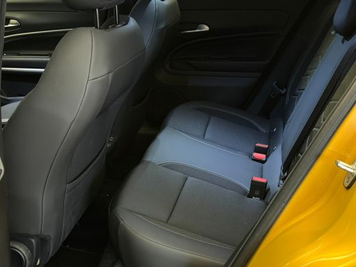 Jeep Avenger Summit 54 kWh Climate | Cruise | Apple Carplay/Android Auto | Stoelverwarming | | 11 kW lader | A... ActivLease financial lease